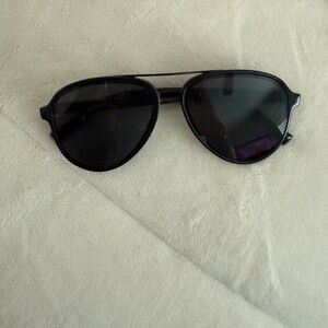 Classic Black Aviator Sunglasses